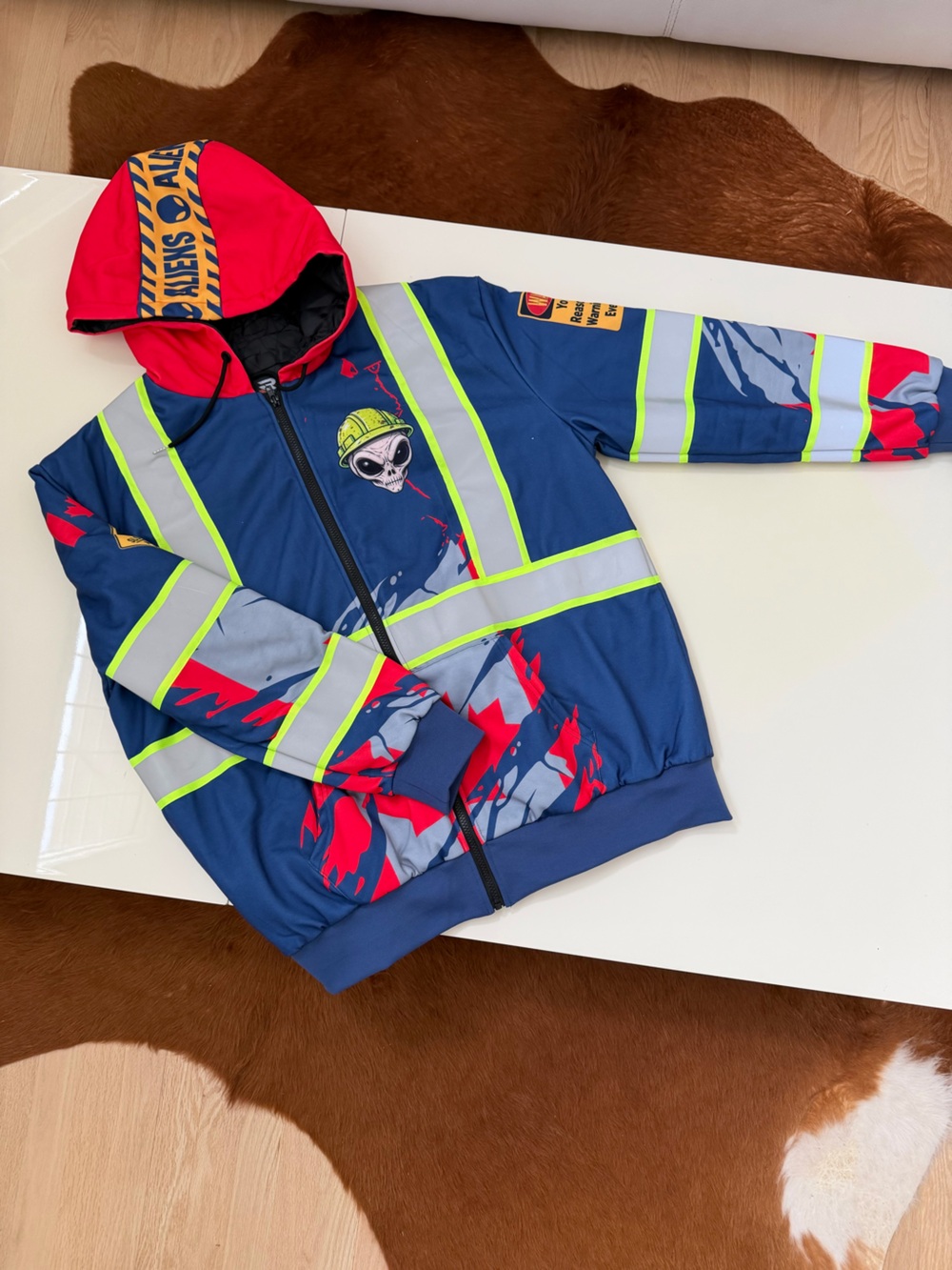 Quilted warm Practical Reflective Construction Hoodie - Navy & Red